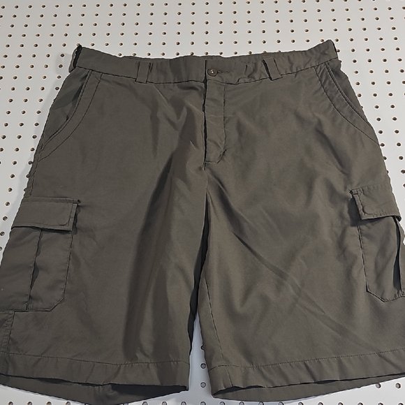 Mens Nike Golf Shorts Sz 36 - Picture 1 of 7